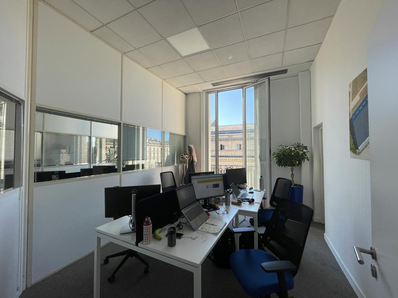 Bureau Bordeaux 296m² Location bureau Bordeaux Gironde OLBUR2533986 0